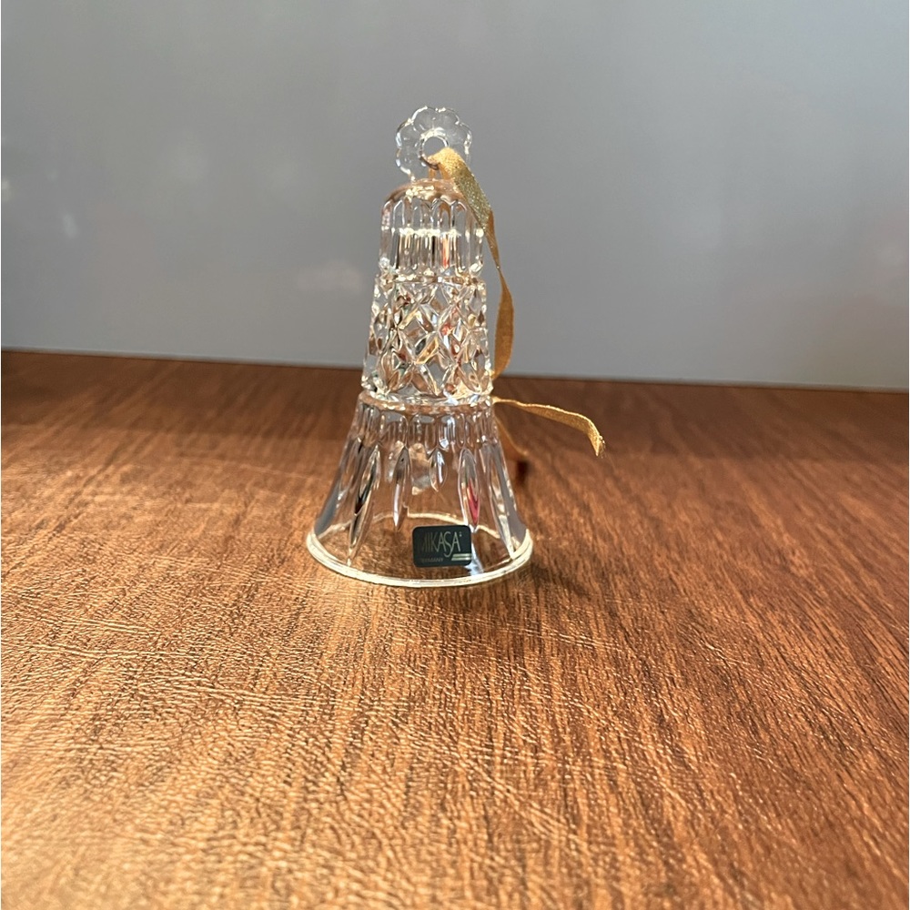 Vintage Mikasa Crystal Bell Heavenly Music Colonial Bell Ornament